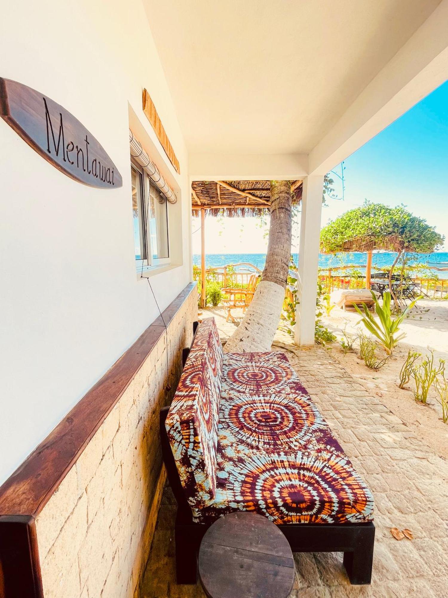 Vovo Telo Lodge Toliara Exterior foto