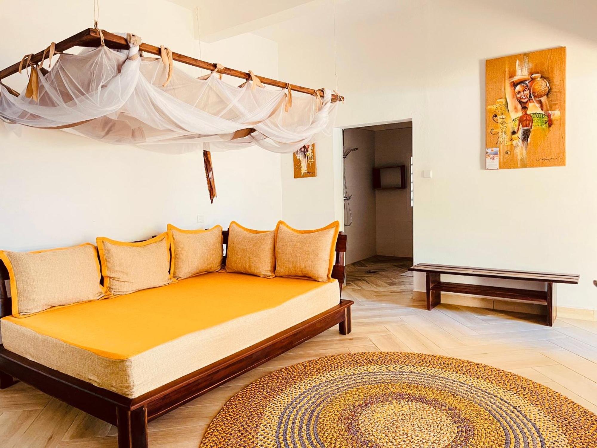 Vovo Telo Lodge Toliara Exterior foto