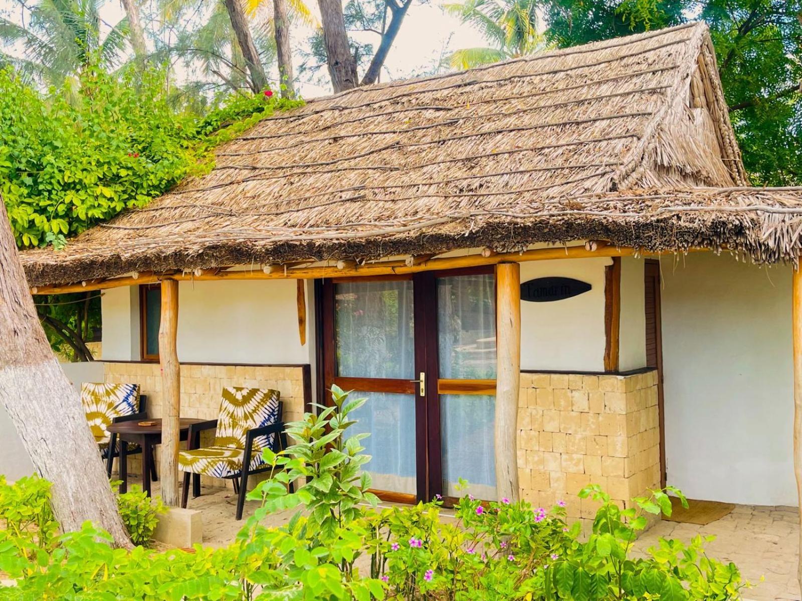 Vovo Telo Lodge Toliara Exterior foto